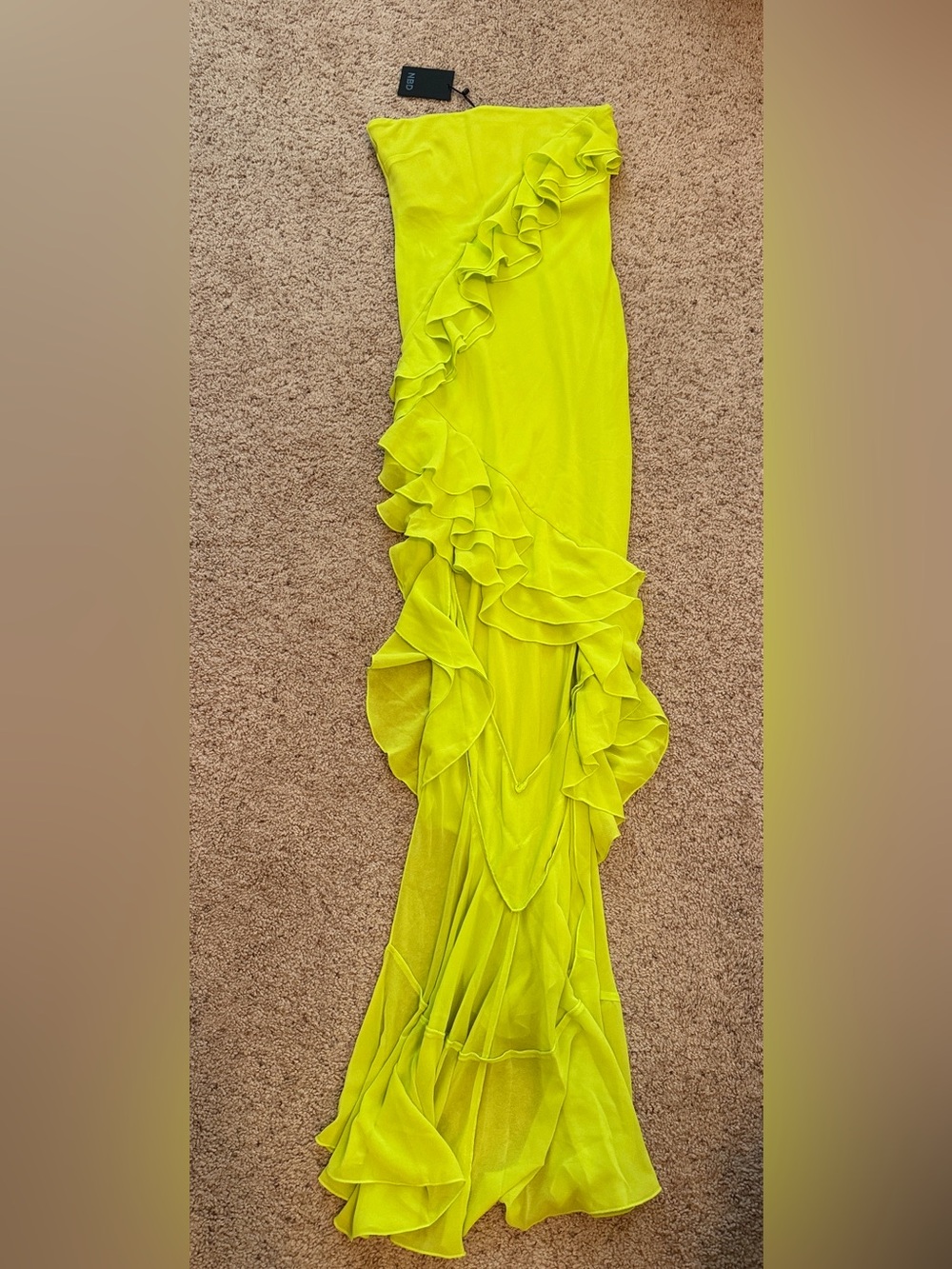 NBD DRESS! - Picture 2 of 3